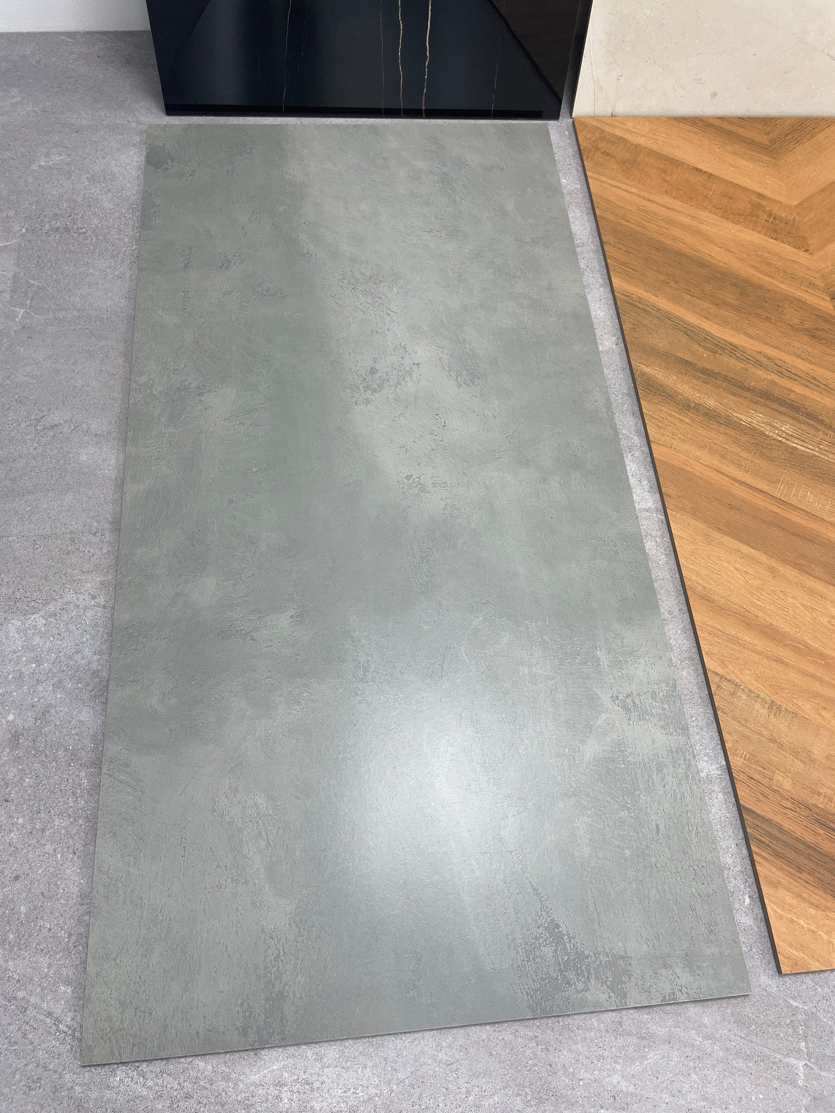 Carrelage sol / mur effet pierre CONCRETE GREY l.60 x L.120 cm Brillant LIMCARO - photo réelle 1