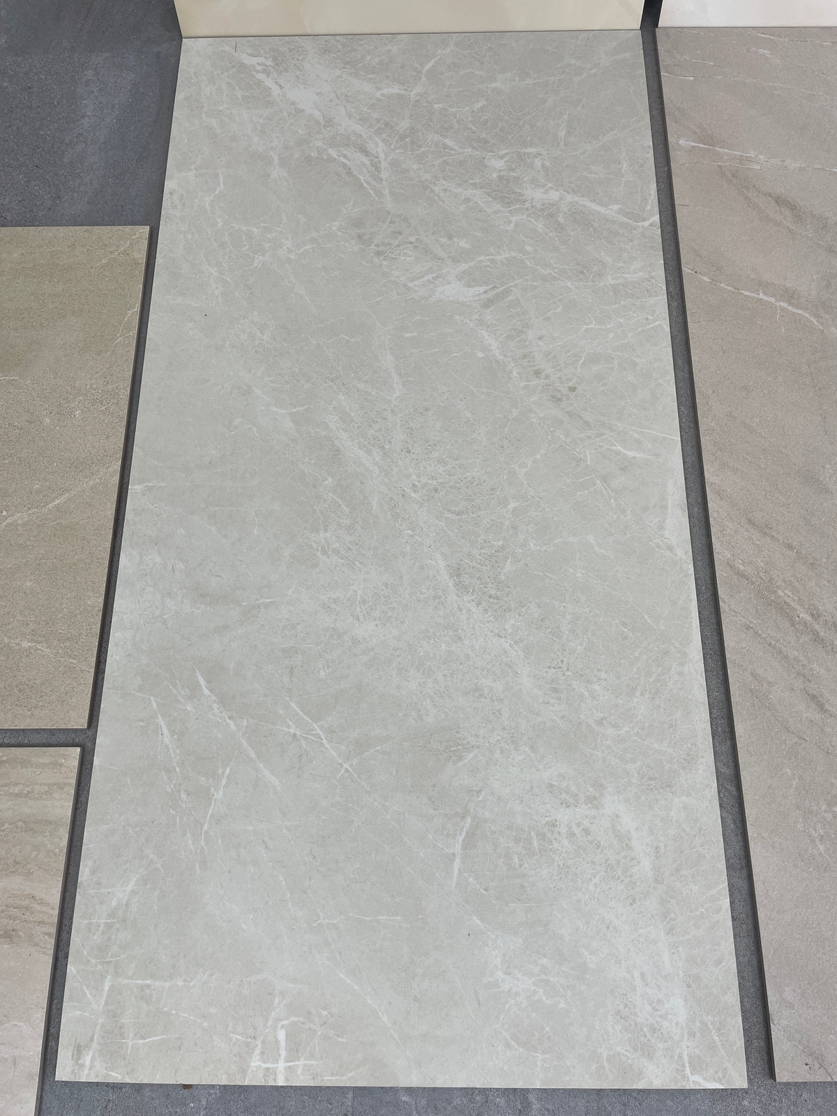 Carrelage sol / mur effet marbre PRESTIGE BONE l.60 x L.120 cm Mat LIMCARO - photo réelle 1
