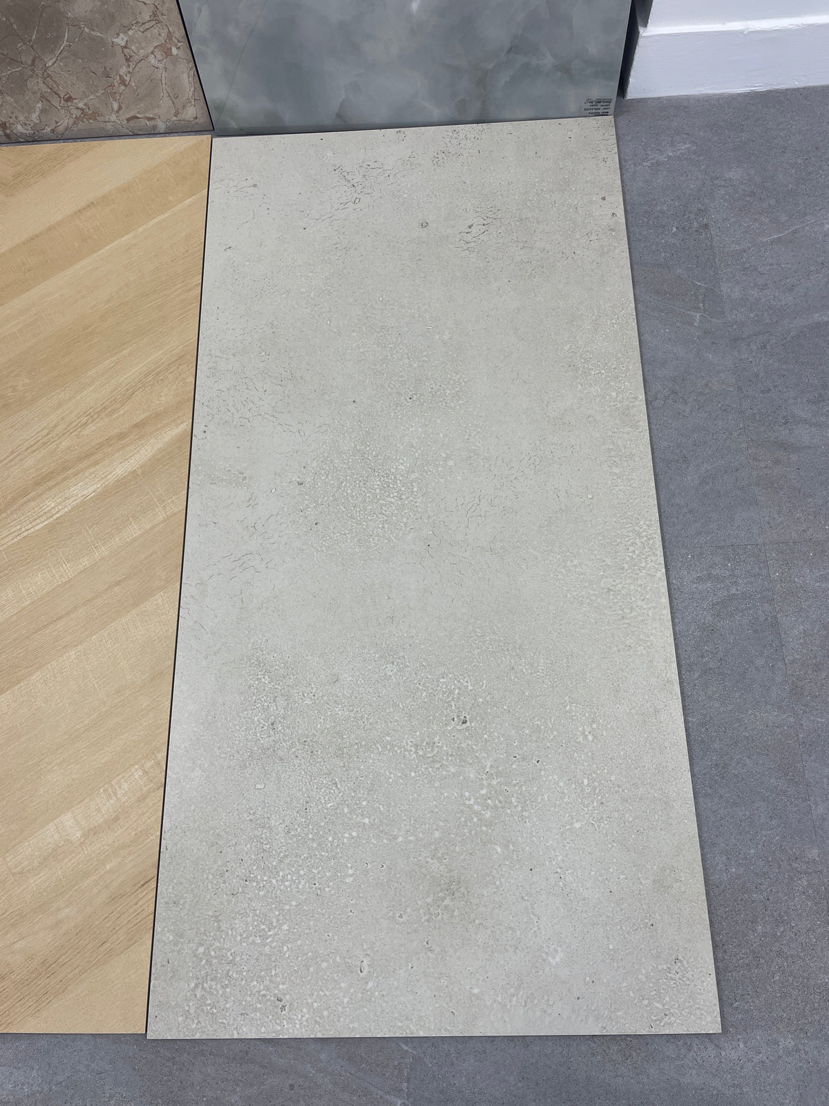 Carrelage sol / mur effet pierre PIGMENTO GESSO  l.60 x L.120 cm Mat LIMCARO - photo réelle 1
